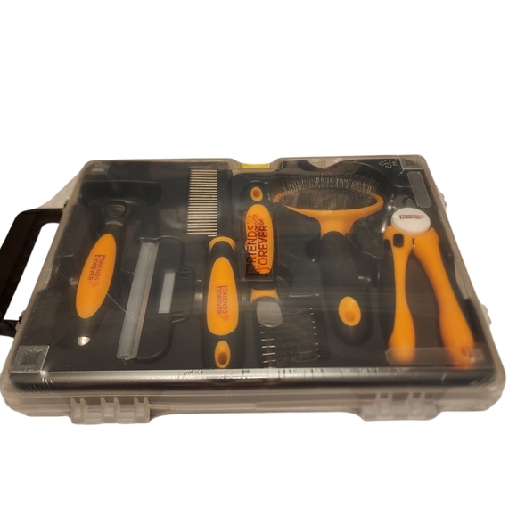 Friends Forever 6 Piece Pet Grooming Set - Picture 2 of 5